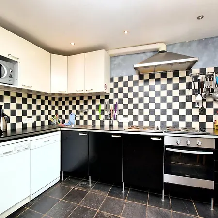 Semesterbostad Hillside