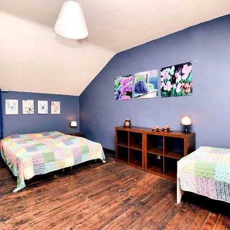 Holiday home Spacious In With Garden *